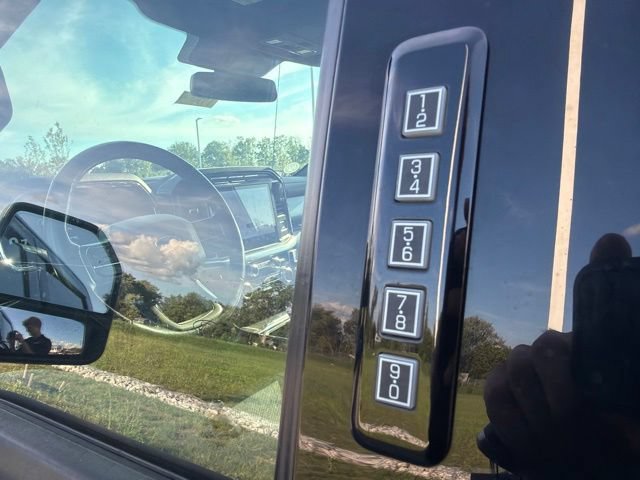 Used 2021 Ford F150 Lariat w/ Equipment Group 502A High AWD/4WD image 25