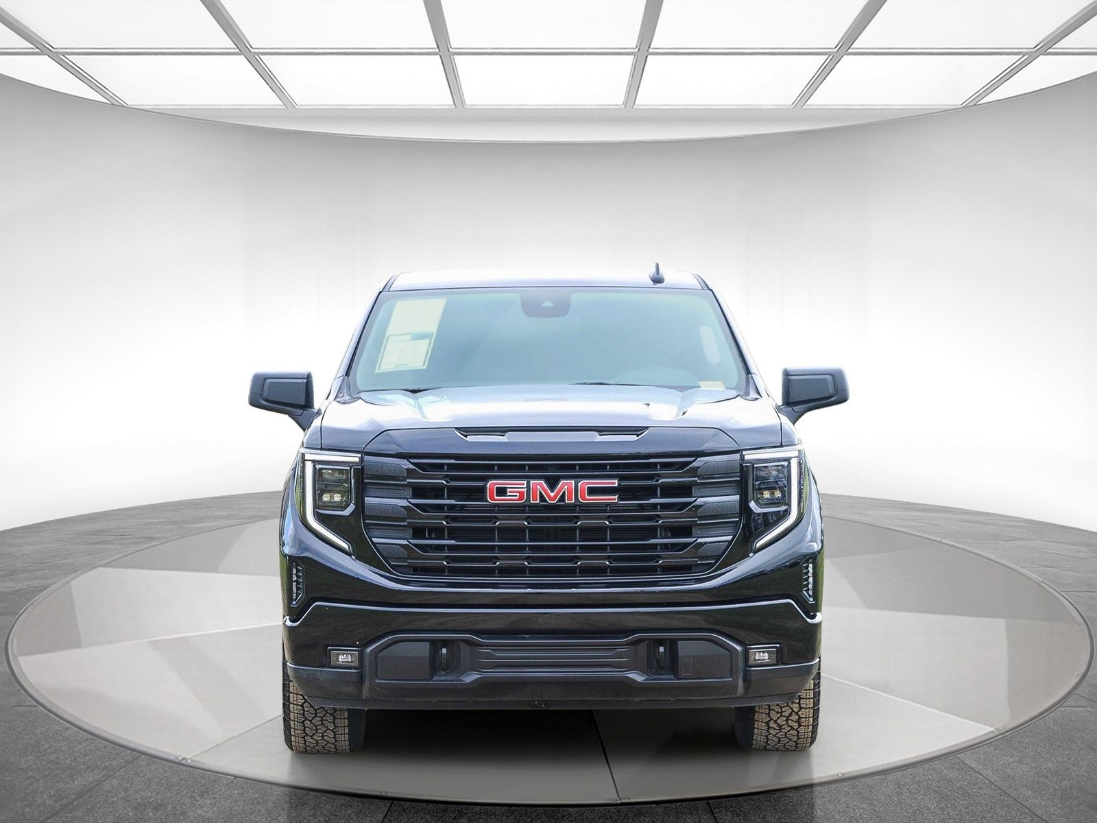 Used 2025 GMC Sierra 1500 Elevation w/ Preferred Package image 6