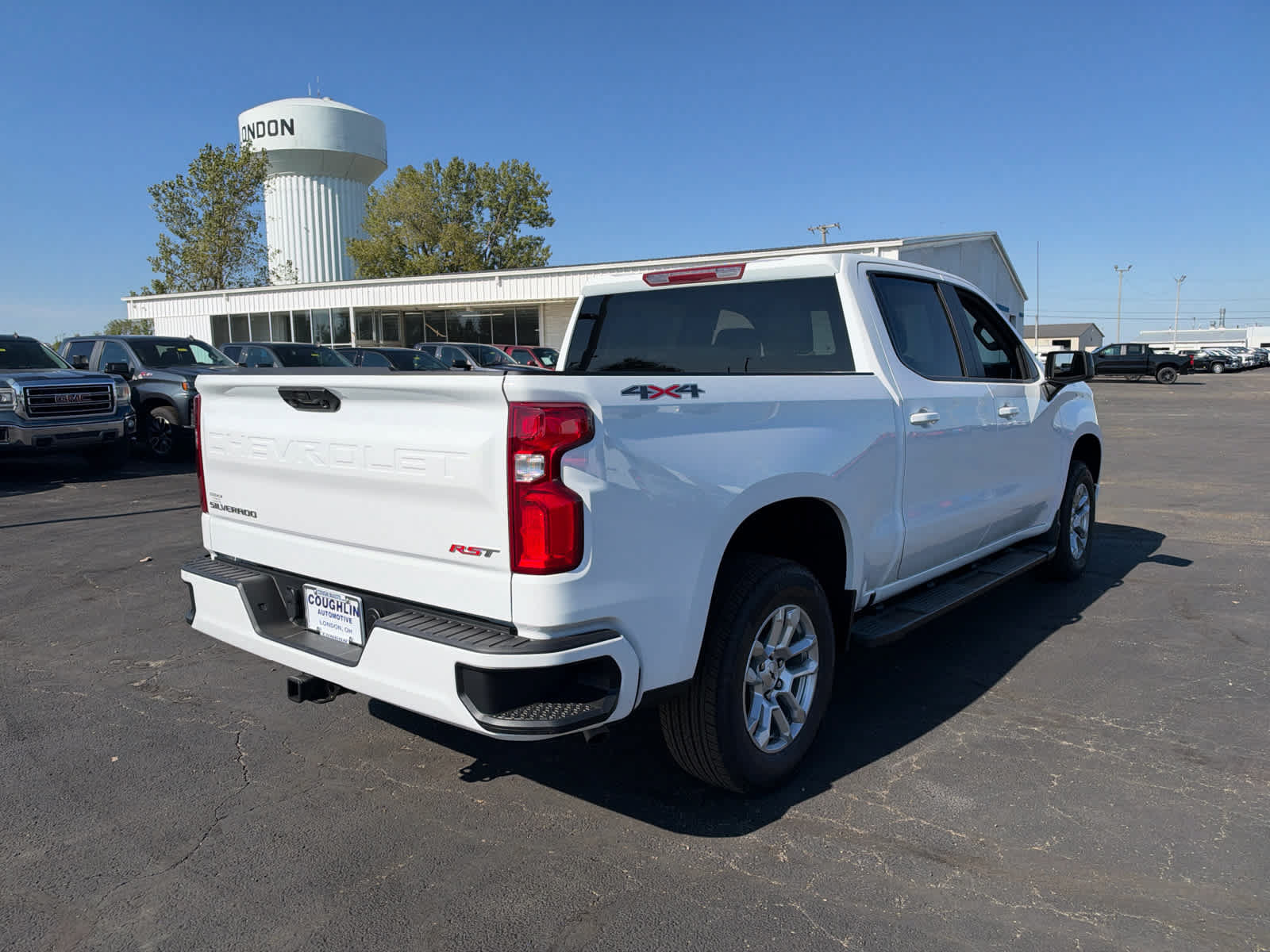 New 2026 Chevrolet Silverado 1500 RST w/ LPO, Liner Protection Package AWD/4WD image 5