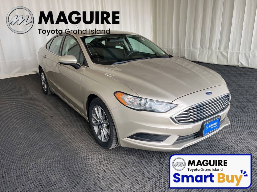 Used 2017 Ford Fusion SE image 34