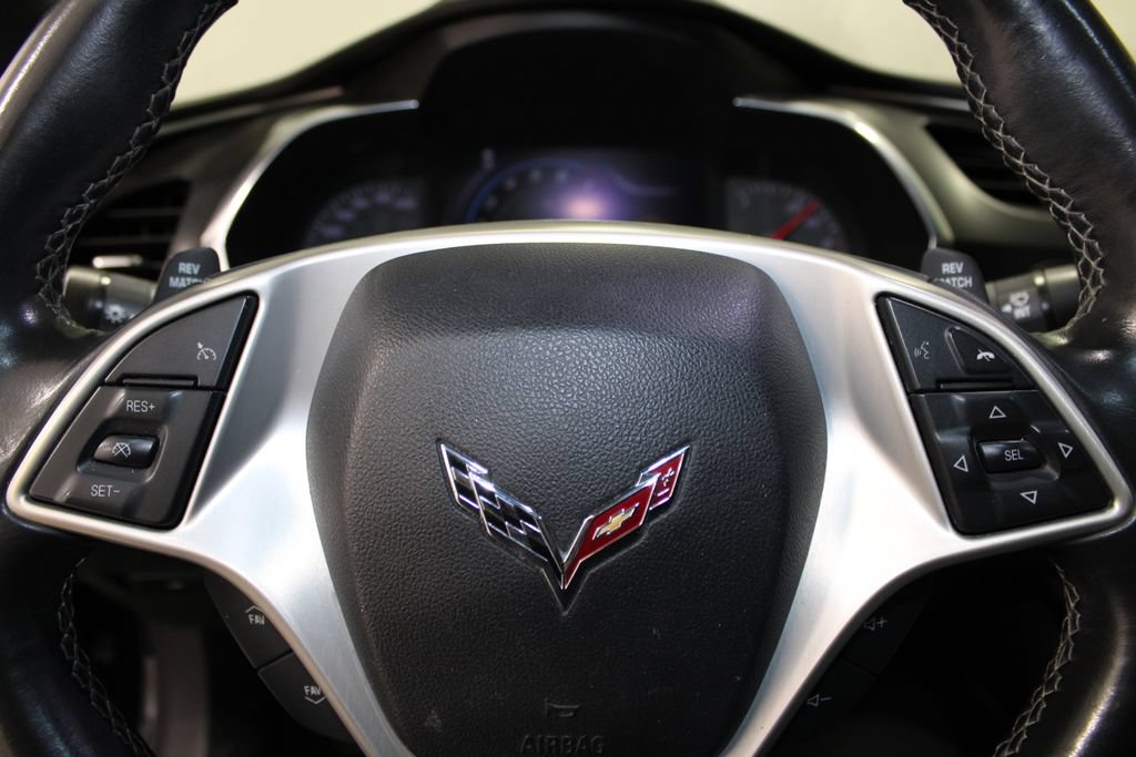Used 2016 Chevrolet Corvette Stingray Coupe w/ Carbon Flash Badge Package RWD image 29