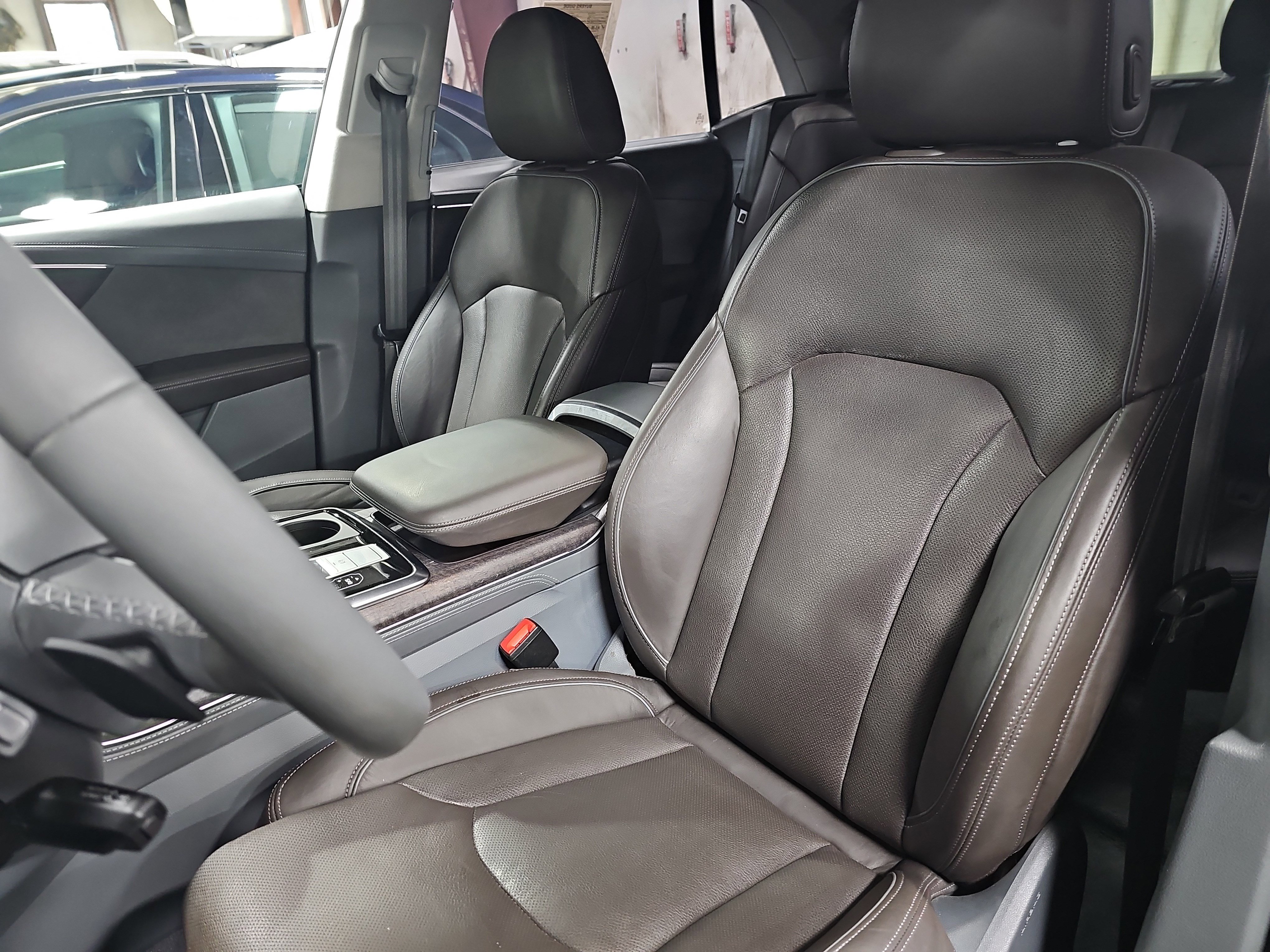 Used 2021 Audi Q8 Prestige image 15