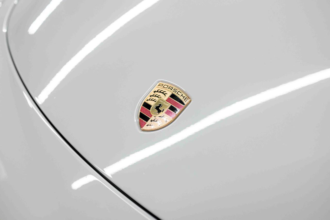 Used 2018 Porsche 911 Carrera GTS RWD image 13