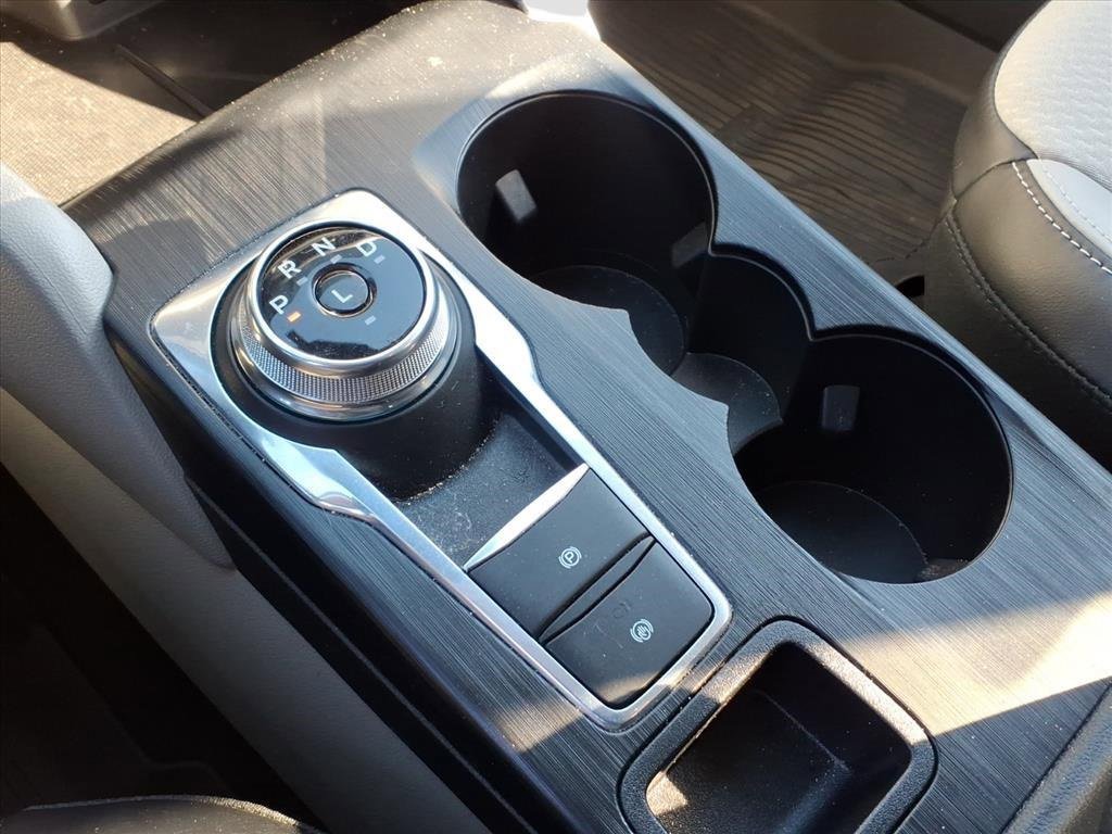 Used 2025 Ford Escape SE image 21