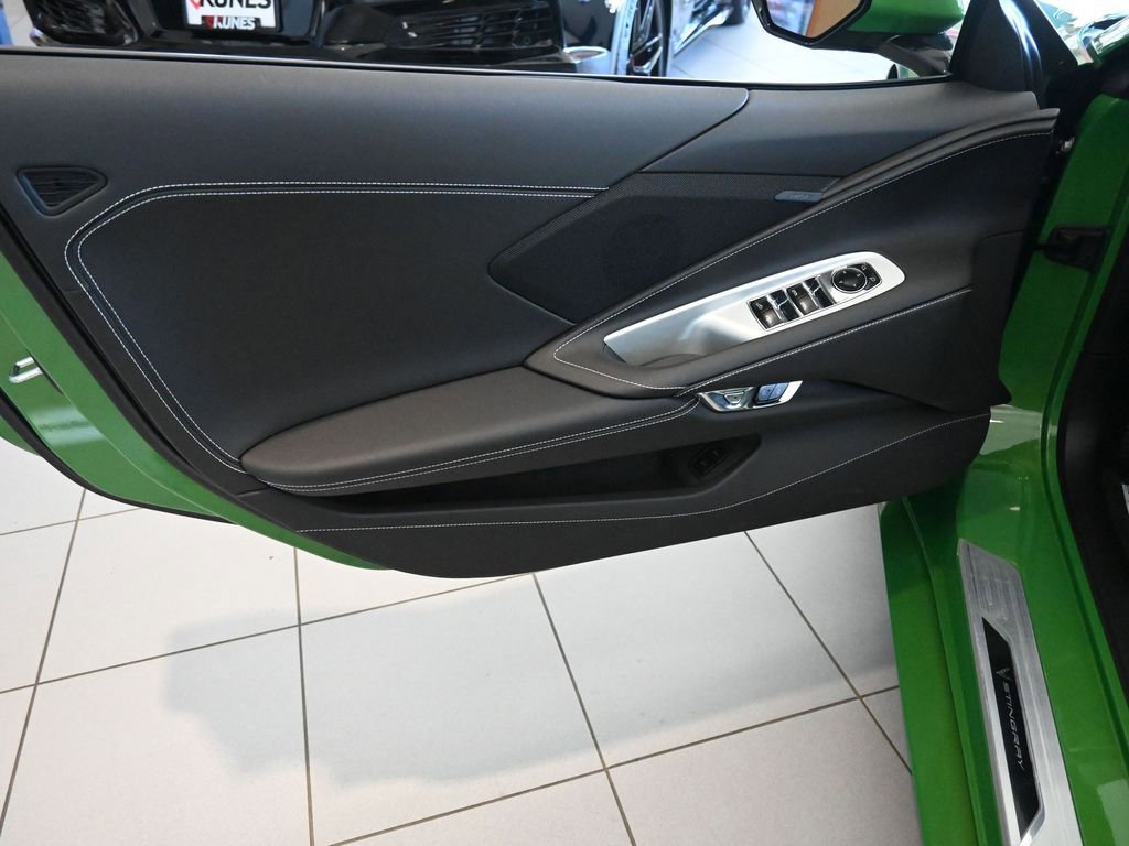 New 2026 Chevrolet Corvette Stingray Convertible w/ 1LT image 10