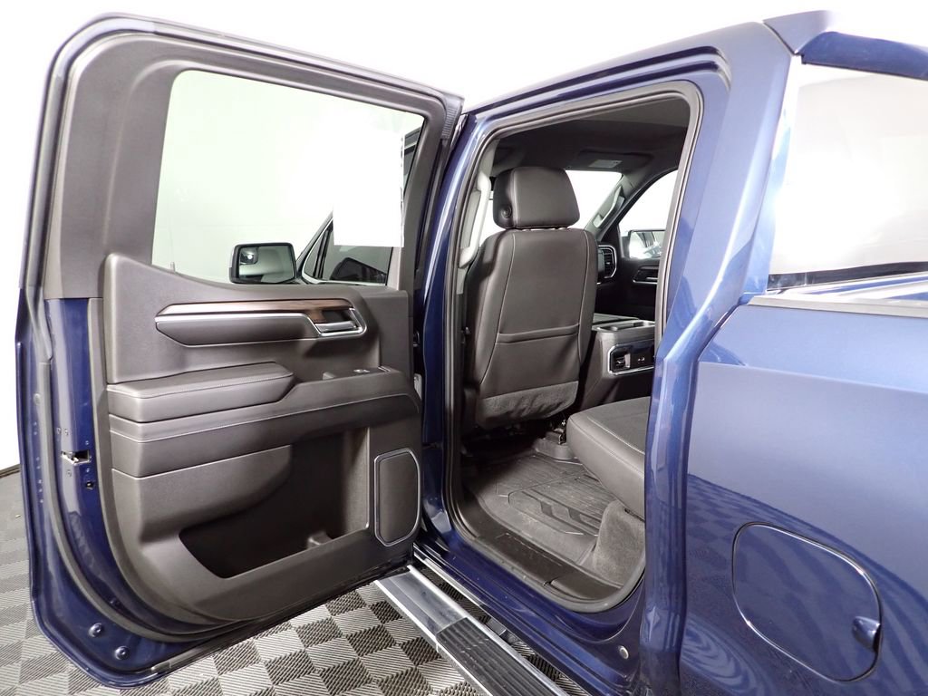 Used 2023 GMC Sierra 1500 SLT w/ SLT Premium Package image 36
