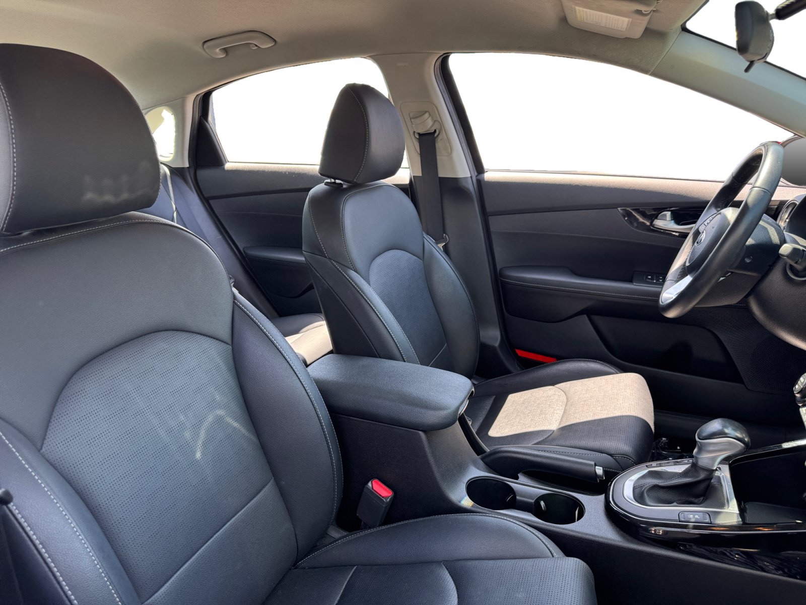 Used 2020 Kia Forte EX FWD image 15