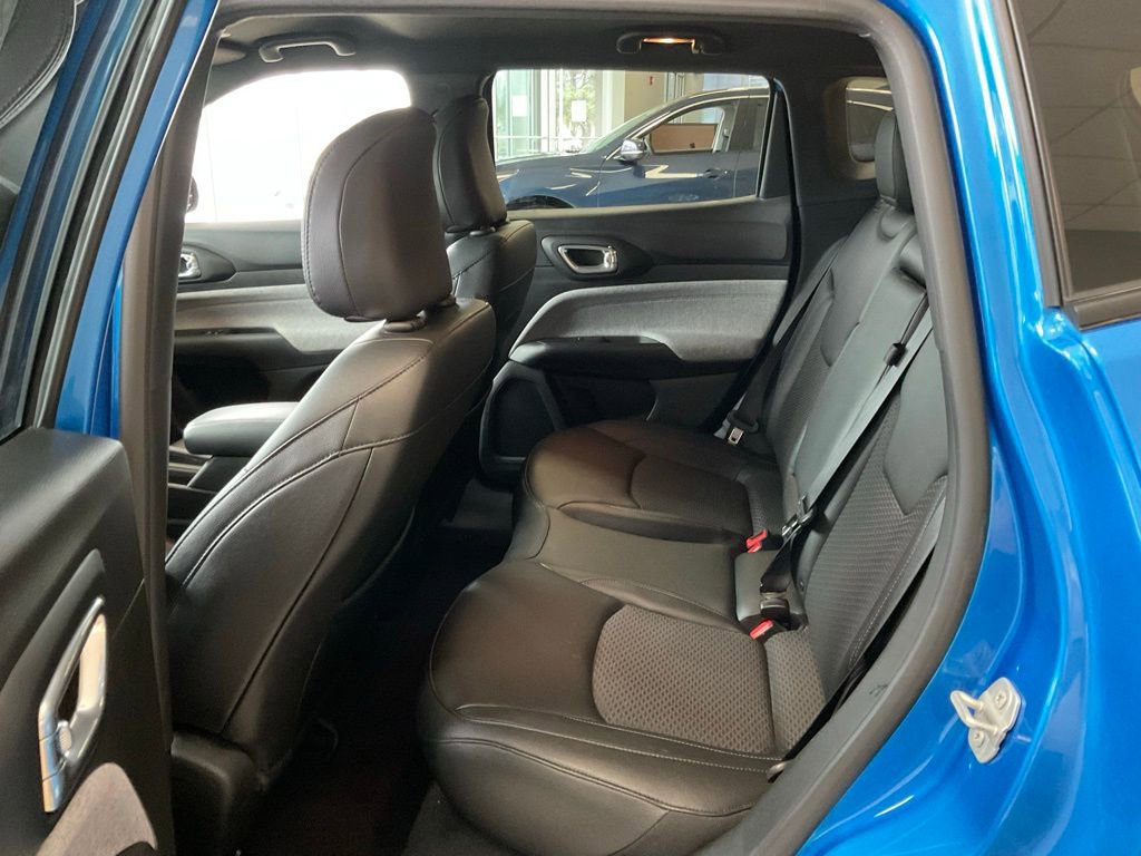 Used 2024 Jeep Compass Latitude image 22