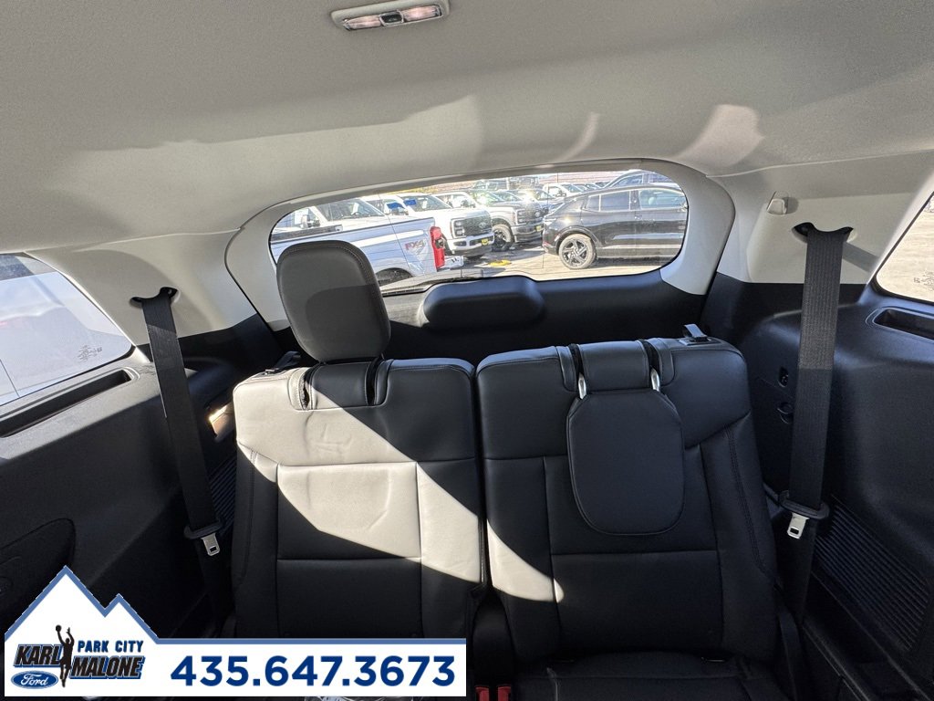 New 2025 Ford Explorer Active w/ Active Comfort Package image 18