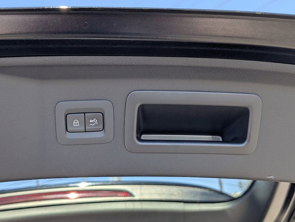 Certified 2025 MAZDA CX-70 3.3 Turbo S w/ Premium Plus image 16