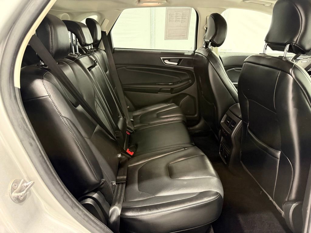 Used 2017 Ford Edge Titanium w/ Equipment Group 301A image 26