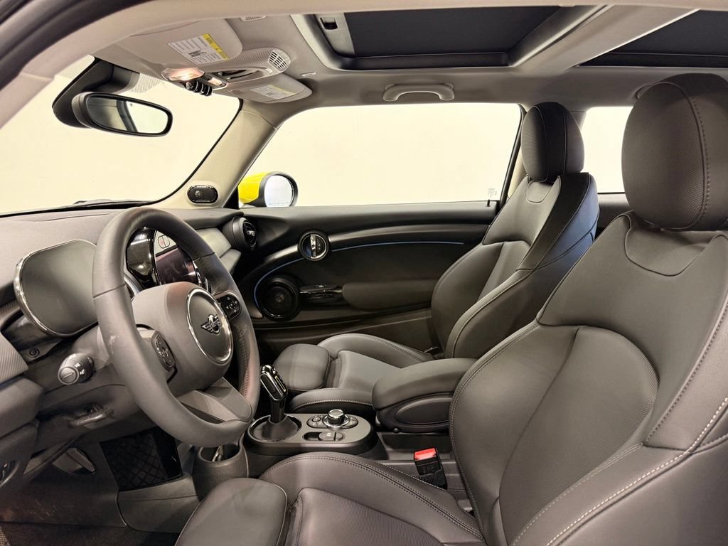 Certified 2024 MINI Cooper SE FWD image 10