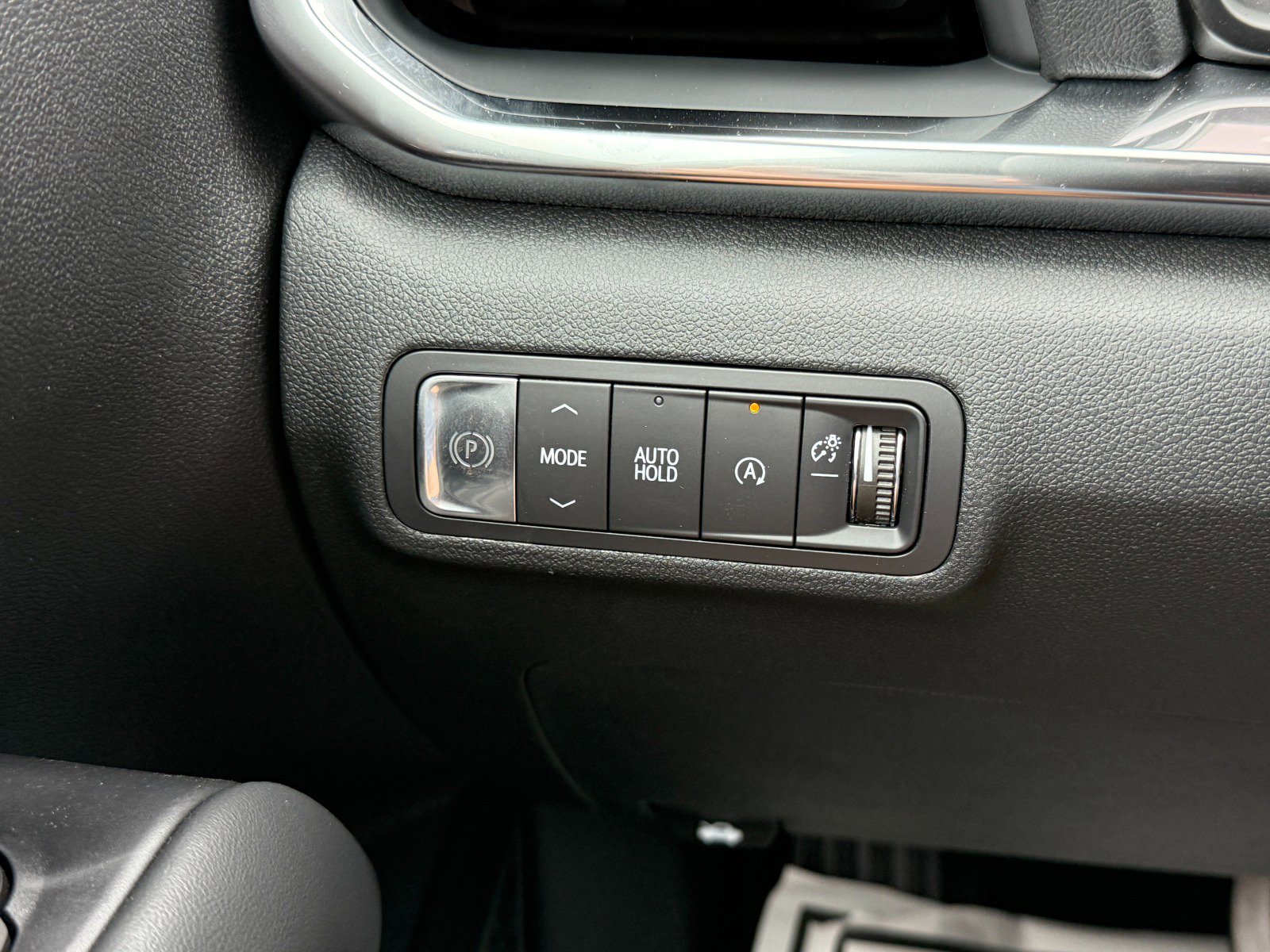 New 2026 GMC Terrain Elevation w/ LPO, Floor Liner Package image 27