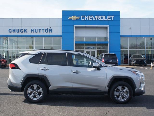 Used 2024 Toyota RAV4 XLE image 1