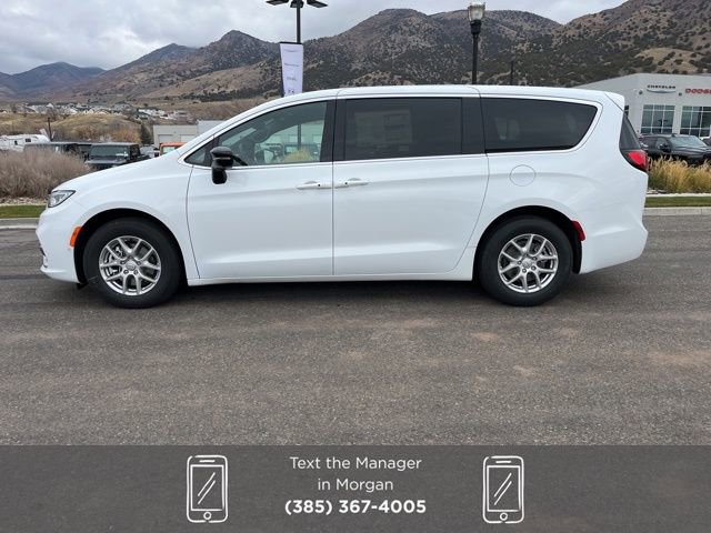 New 2026 Chrysler Pacifica Select FWD image 7