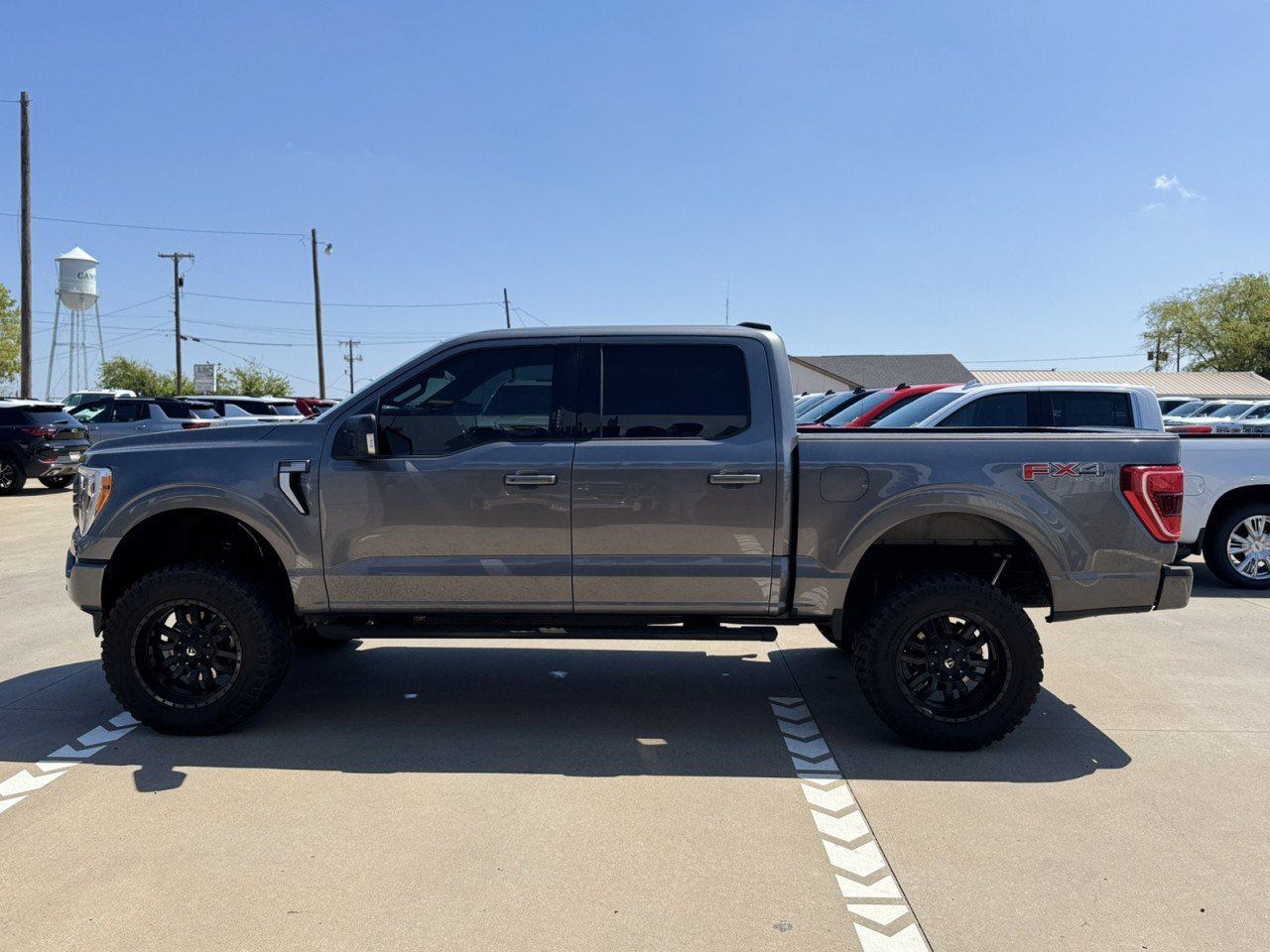 Used 2022 Ford F150 XLT w/ Equipment Group 302A High AWD/4WD image 4