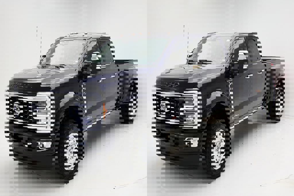 Used 2024 Ford F450 Platinum image 6