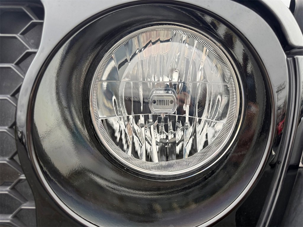 Certified 2023 Jeep Gladiator Willys image 22