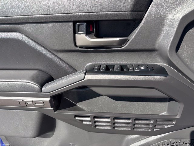 Certified 2025 Toyota Tacoma TRD Sport AWD/4WD image 22