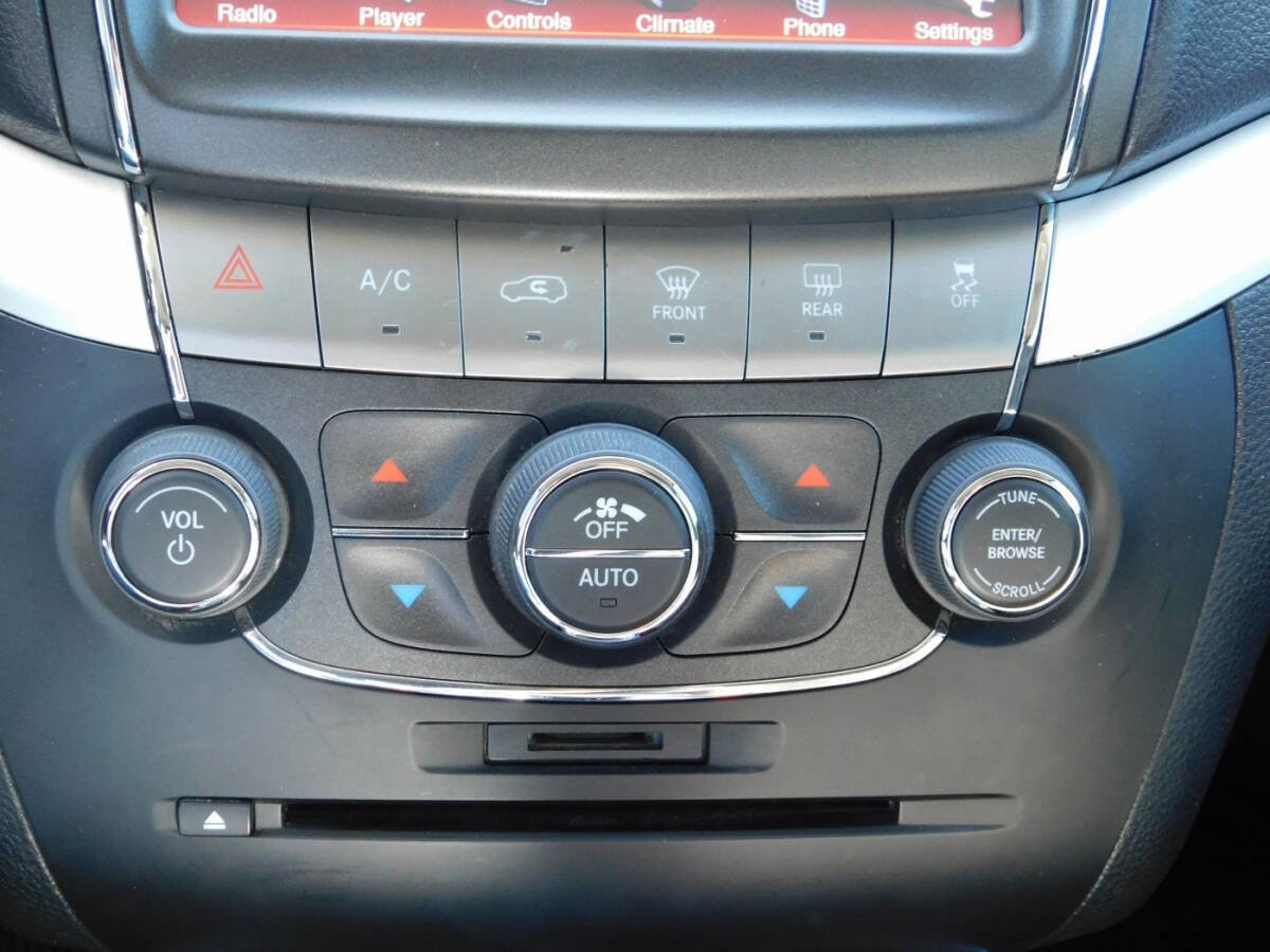 Used 2018 Dodge Journey SE w/ Popular Equipment Group image 14