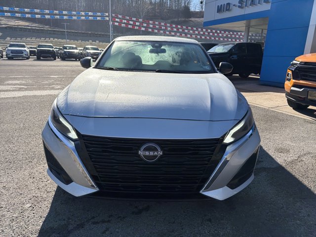 Used 2025 Nissan Altima 2.5 SV image 11