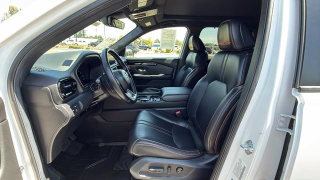 Used 2023 Honda Pilot TrailSport image 33