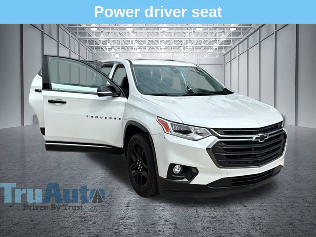 Used 2019 Chevrolet Traverse Premier w/ Redline Edition AWD/4WD image 9