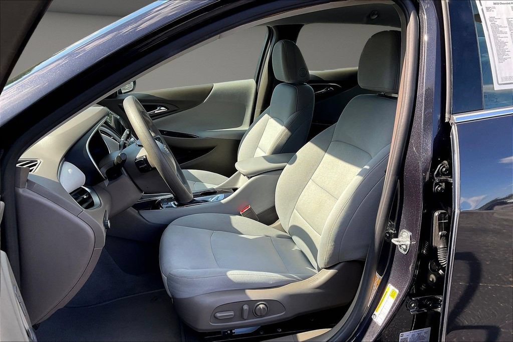 Used 2022 Chevrolet Malibu LS w/ Driver Confidence Package II FWD image 24