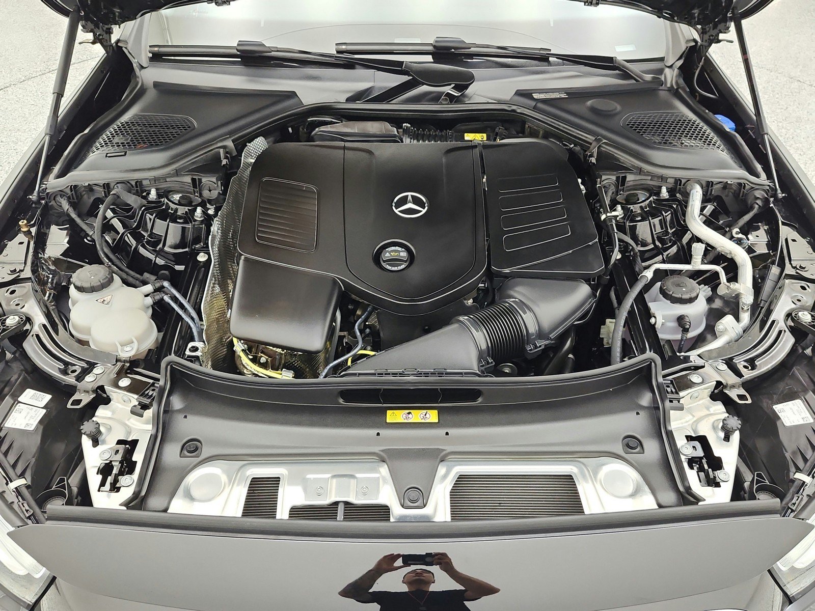 Used 2025 Mercedes-Benz E 350 Sedan image 18