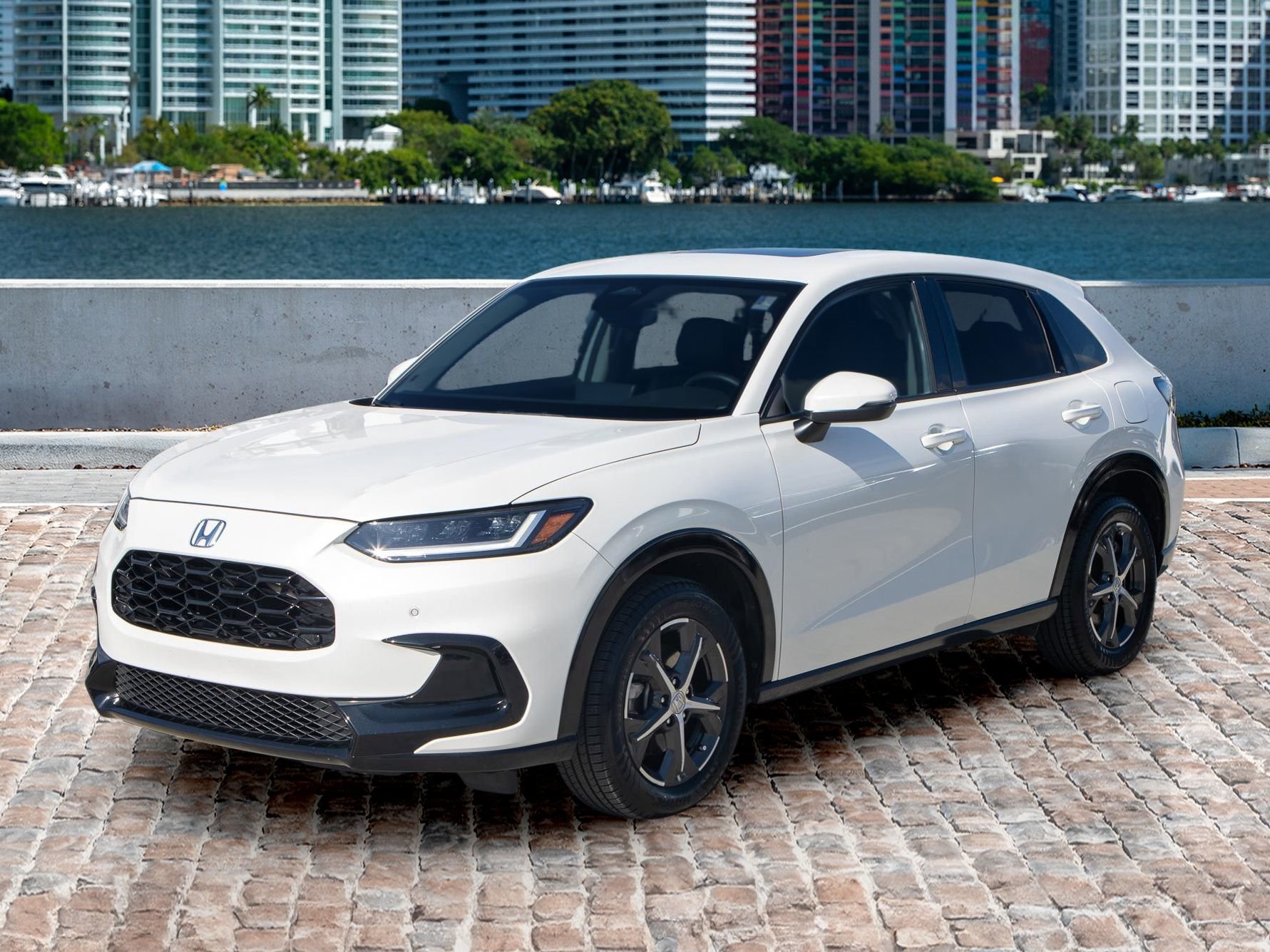 Certified 2023 Honda HR-V EX-L image 1