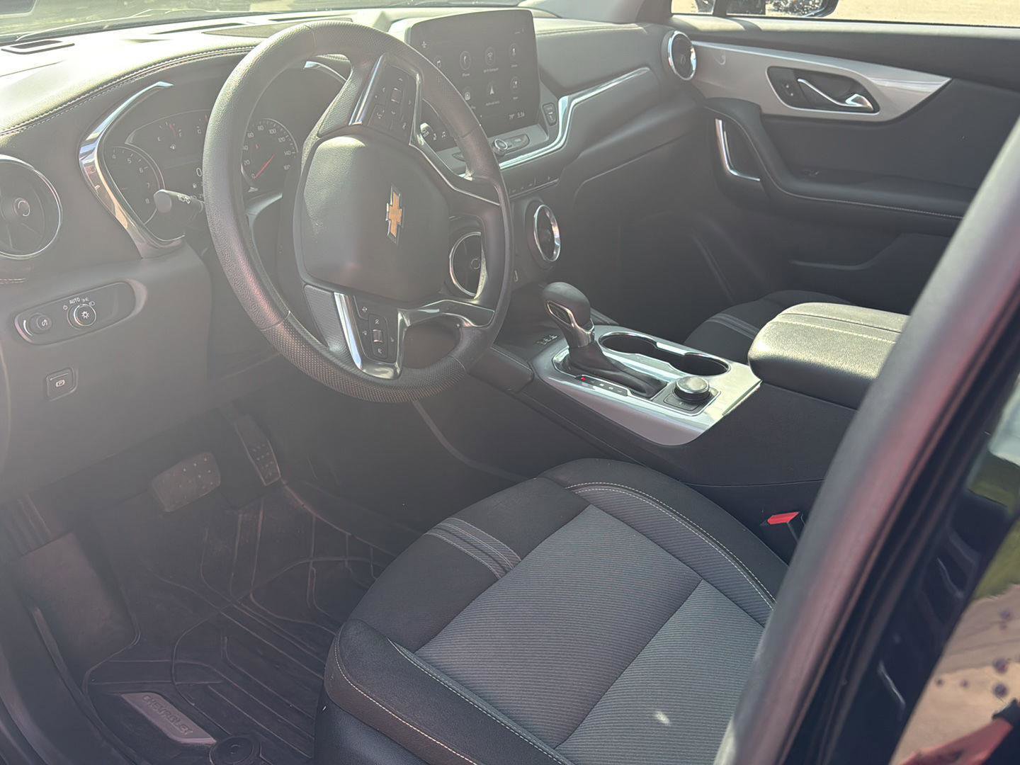 Used 2023 Chevrolet Blazer LT w/ Convenience Package AWD/4WD image 11