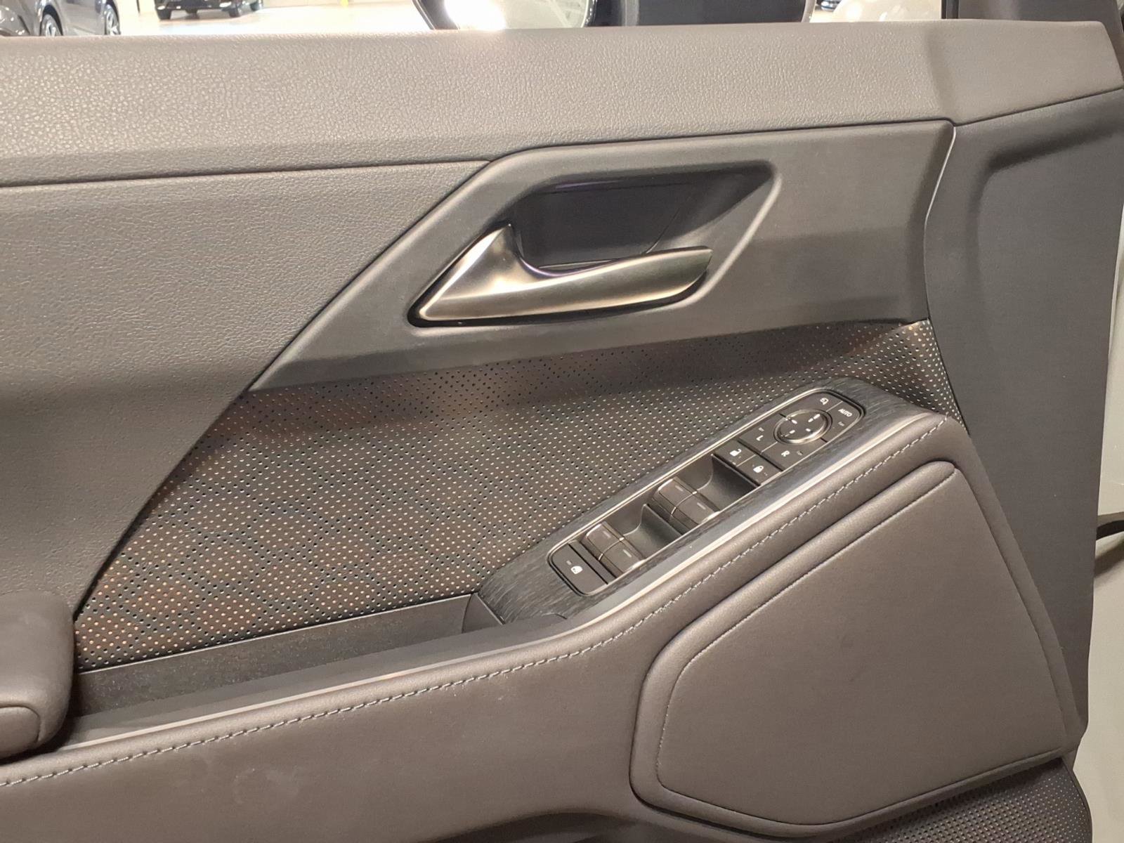 New 2026 Lexus GX 550 w/ Accessory Package (2T) image 4