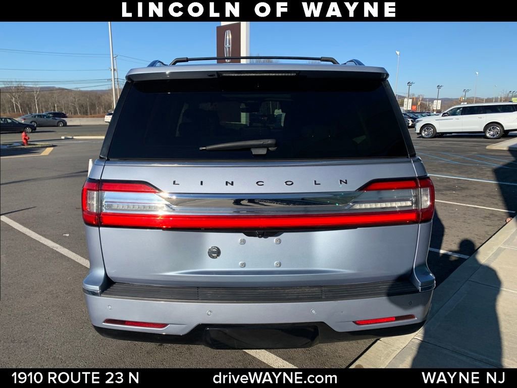 Used 2020 Lincoln Navigator Black Label w/ Cargo Convenience Package image 4