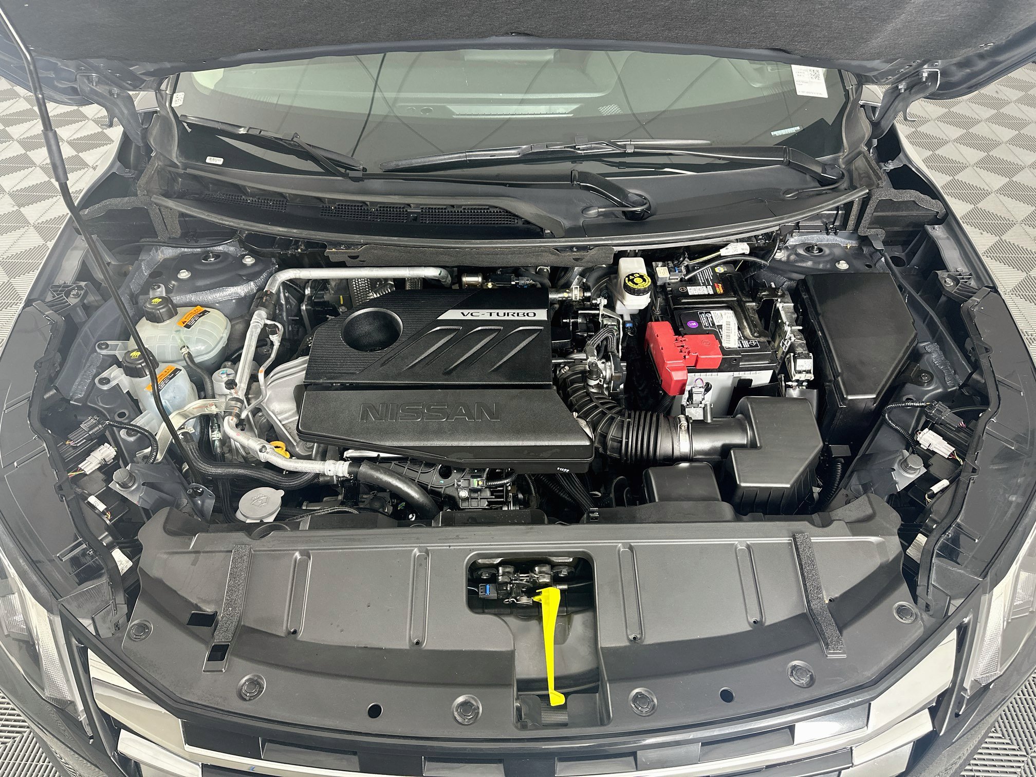 Used 2025 Nissan Rogue SV AWD/4WD image 34
