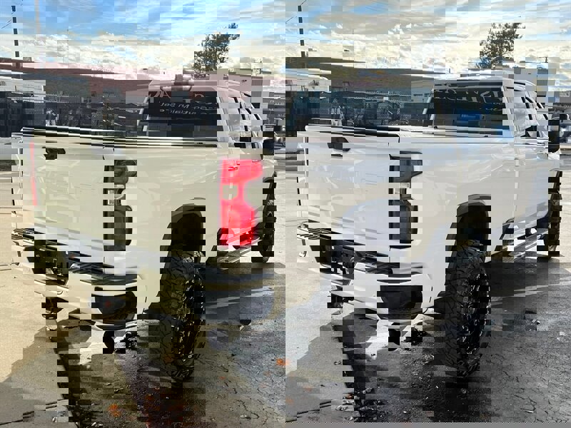 Used 2020 Chevrolet Silverado 3500 High Country w/ Z71 Off-Road Package image 9