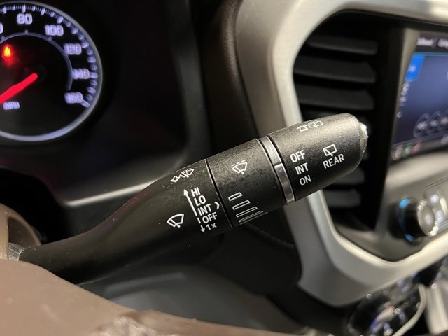 Used 2023 GMC Acadia SLT w/ Preferred Package image 41