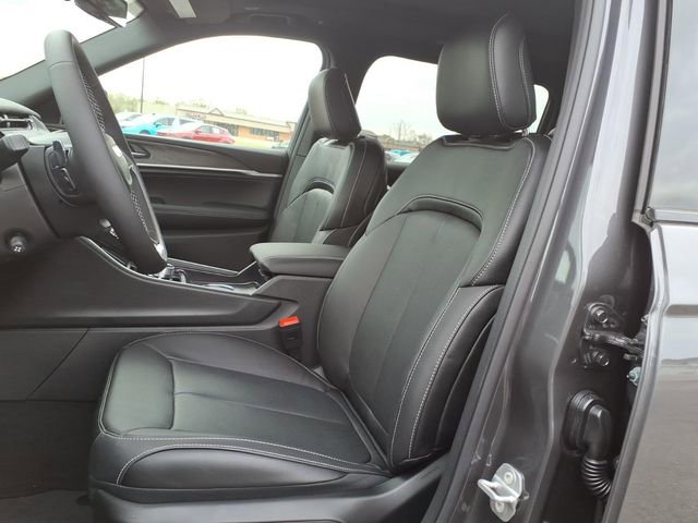 New 2026 Jeep Grand Cherokee L Limited image 12