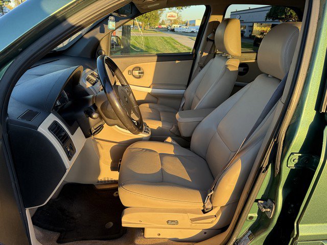 Used 2005 Chevrolet Equinox LT w/ Preferred Equipment Group image 9