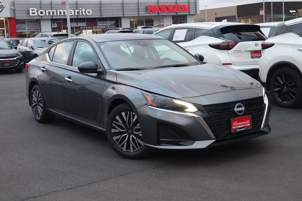 New 2025 Nissan Altima 2.5 SV image 21