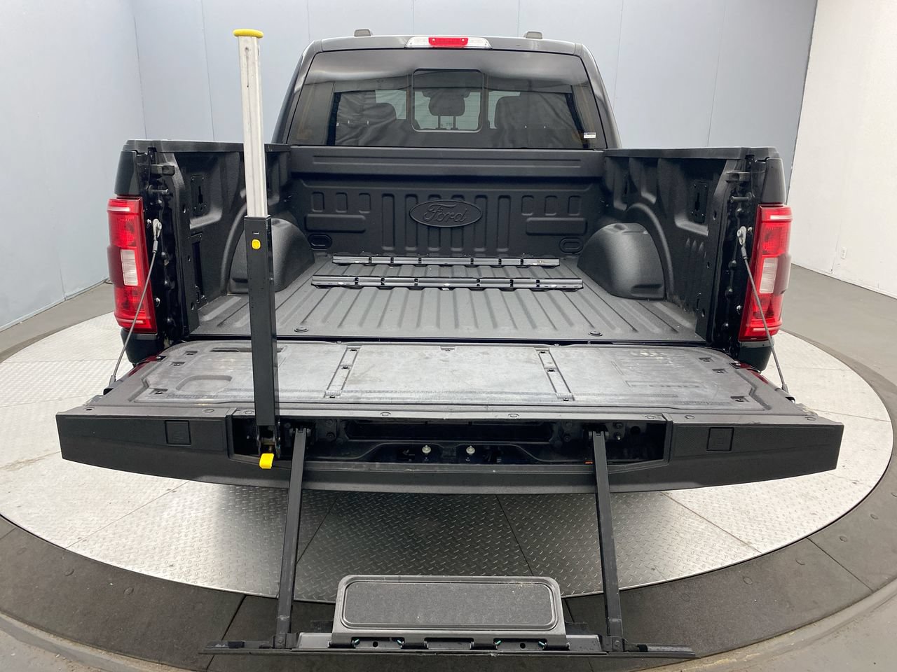 Used 2023 Ford F150 XLT w/ Equipment Group 302A High AWD/4WD image 25