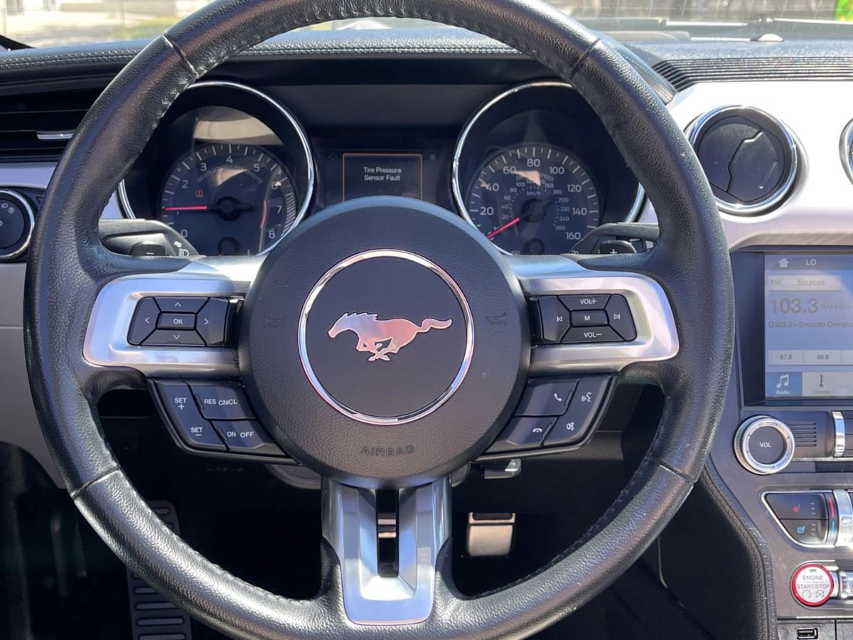 Used 2016 Ford Mustang Premium RWD image 23