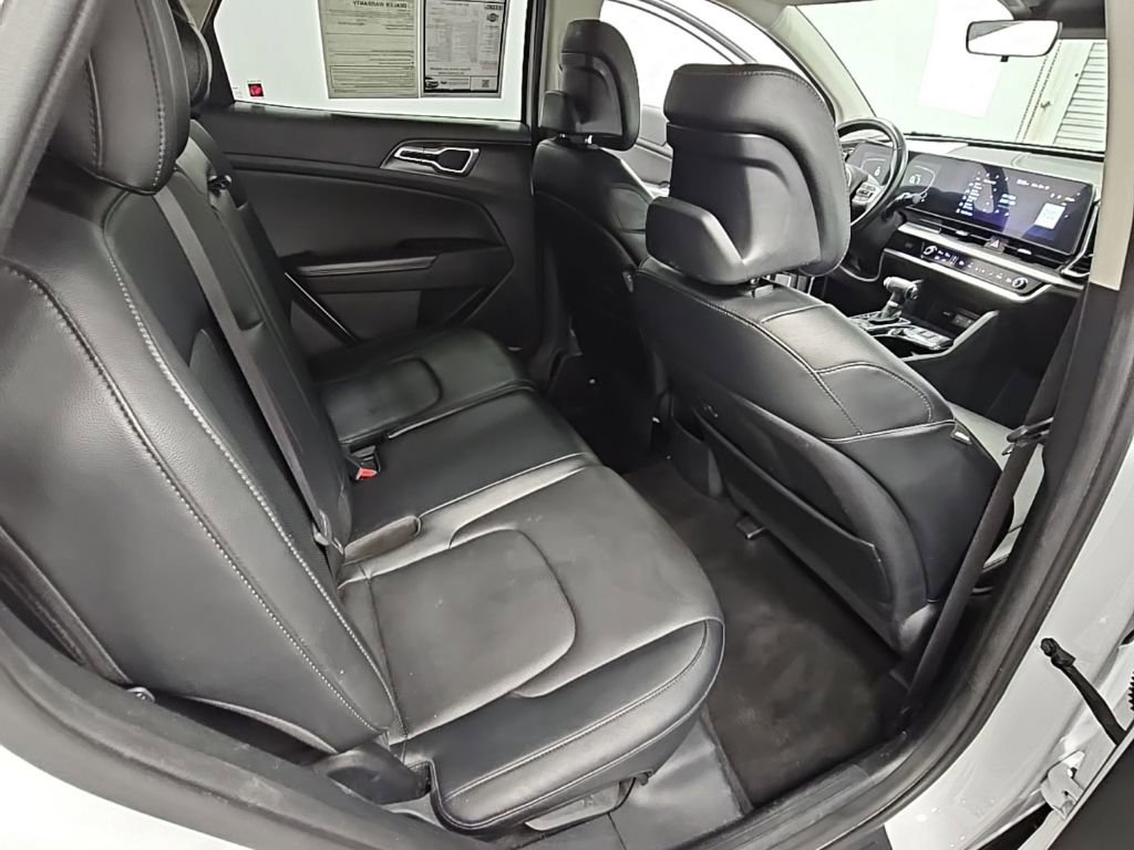 Used 2023 Kia Sportage EX FWD image 35