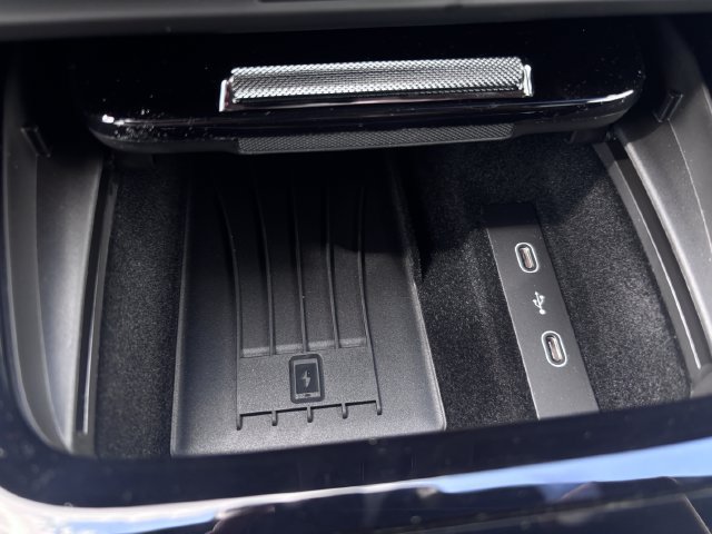 New 2026 Porsche Cayenne Coupe AWD/4WD image 23
