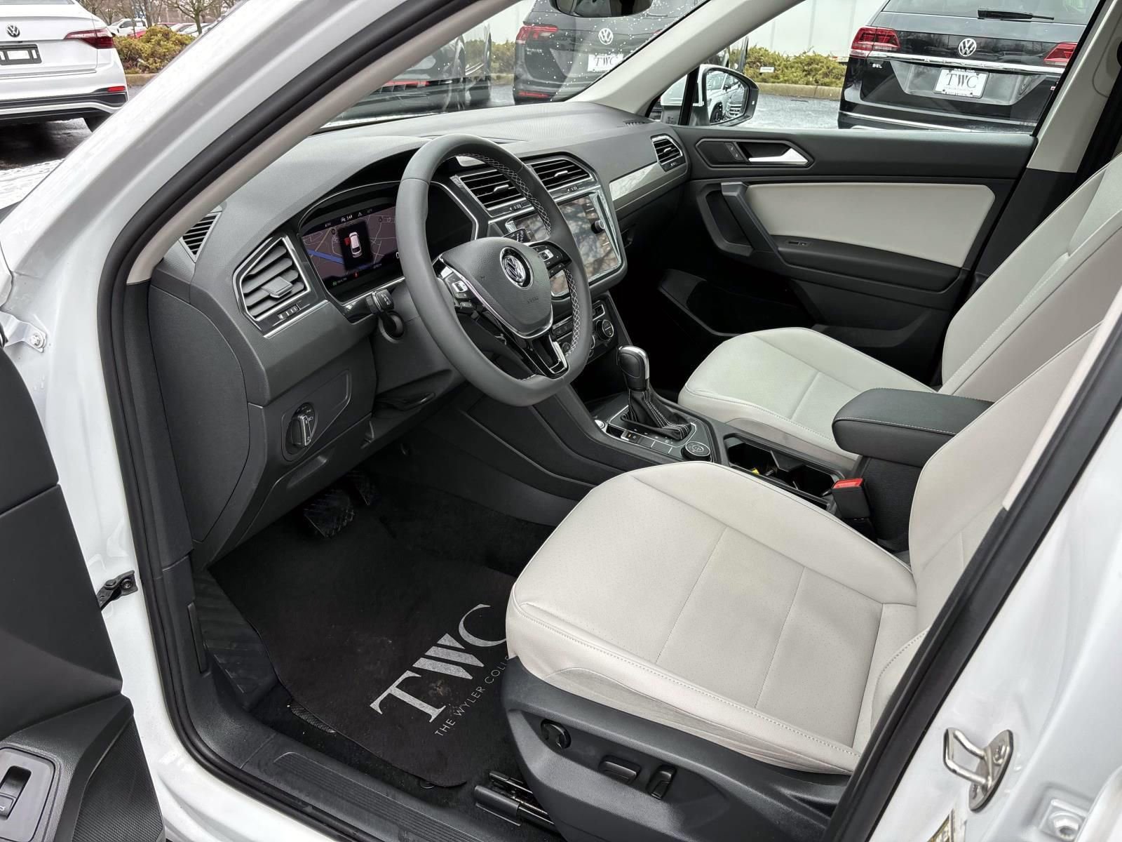 Used 2021 Volkswagen Tiguan SEL image 25