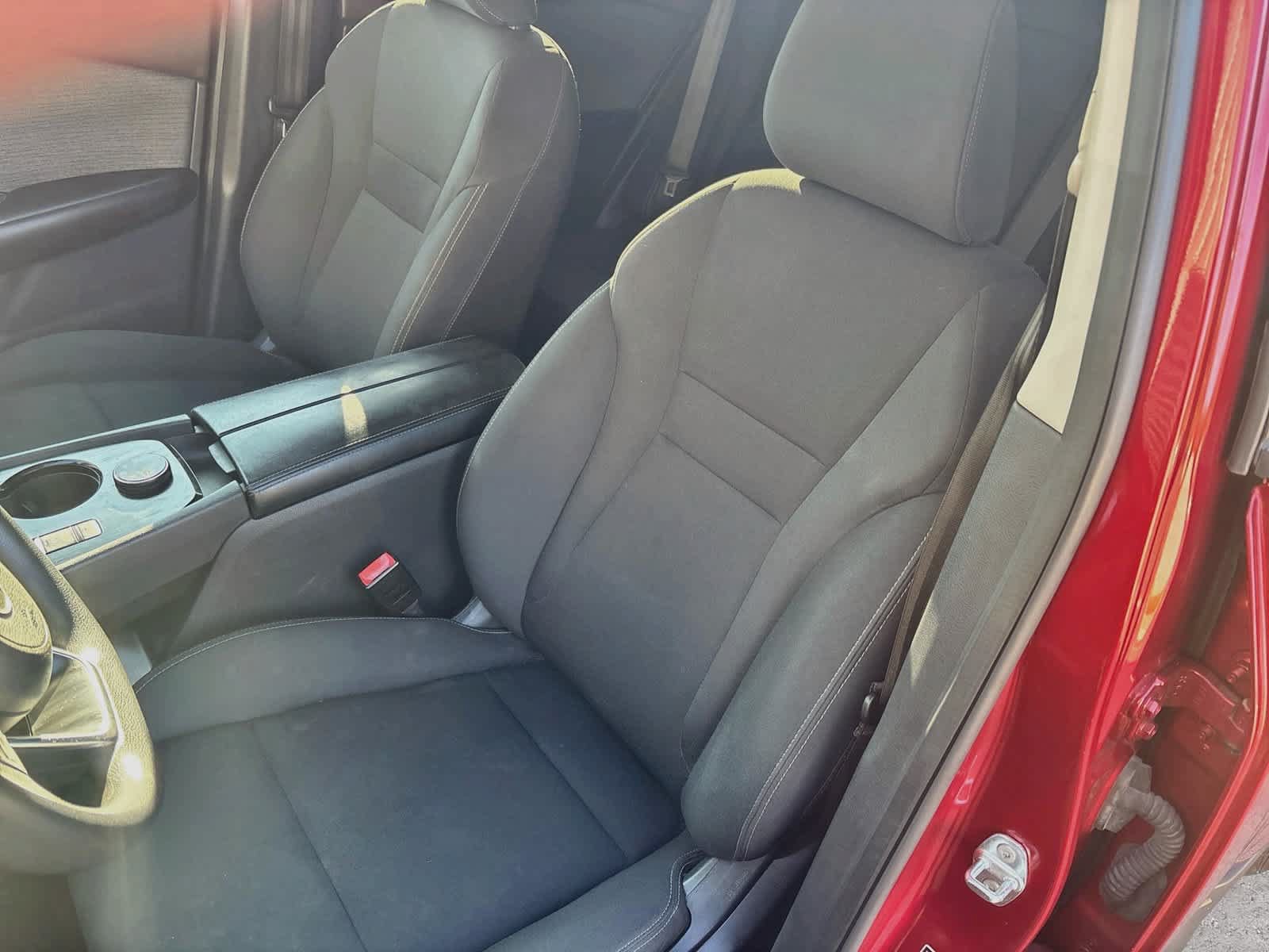 Used 2023 Nissan Rogue S AWD/4WD image 19