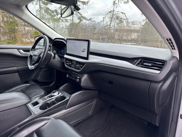 Used 2023 Ford Escape Platinum image 25