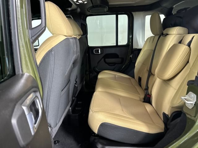 Used 2023 Jeep Wrangler Unlimited w/ Cold Weather Group image 25