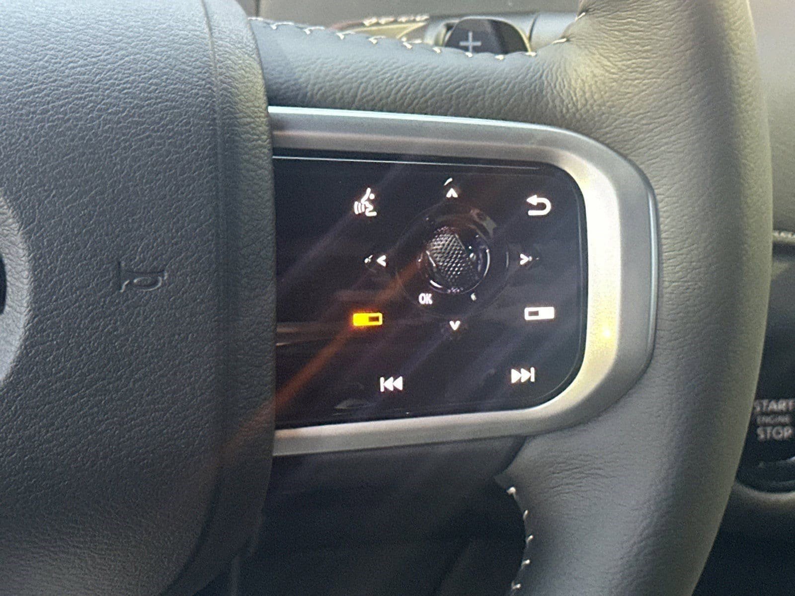 New 2026 Nissan Armada SL w/ Captain's Chari Seat Package image 26