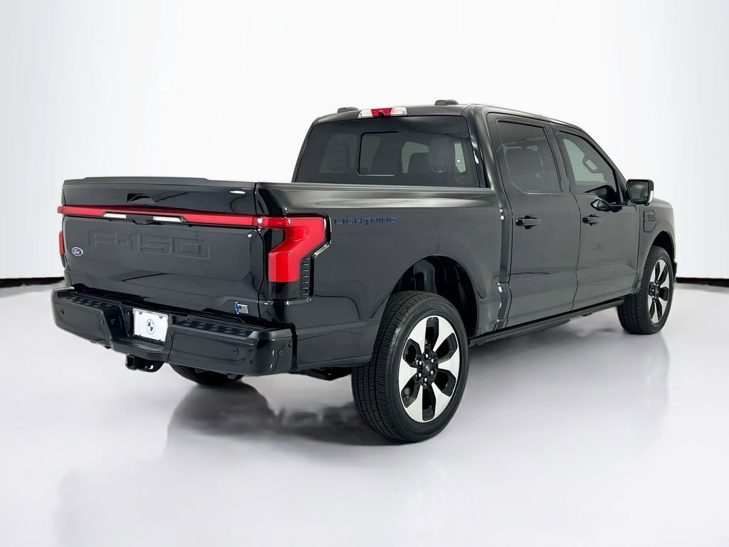 Used 2023 Ford F150 Lightning Platinum image 5