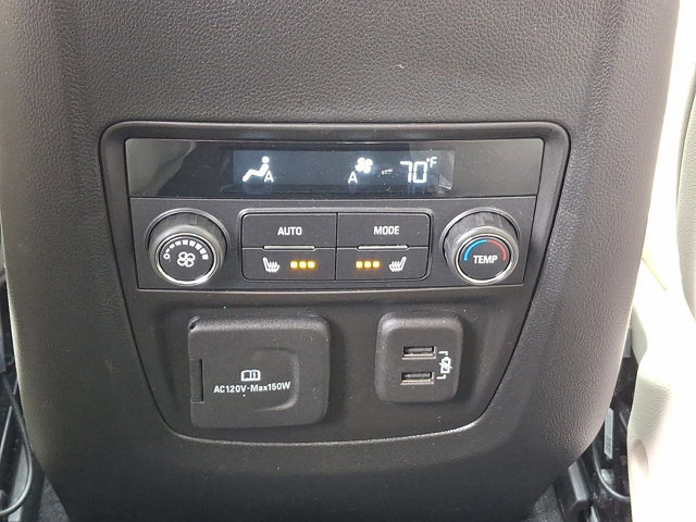 Used 2024 Buick Enclave Avenir w/ Avenir Technology Package image 12